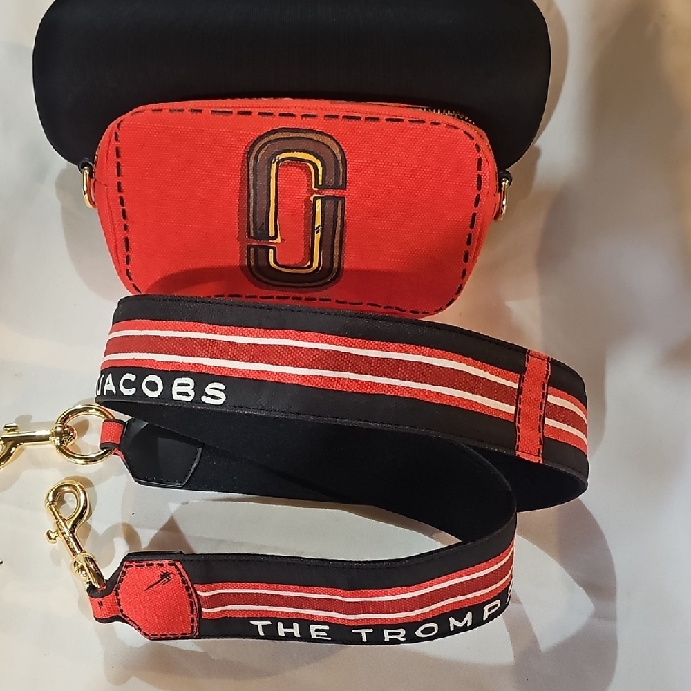 MARC JACOBS Red and Black Crossbody Bag with Strap